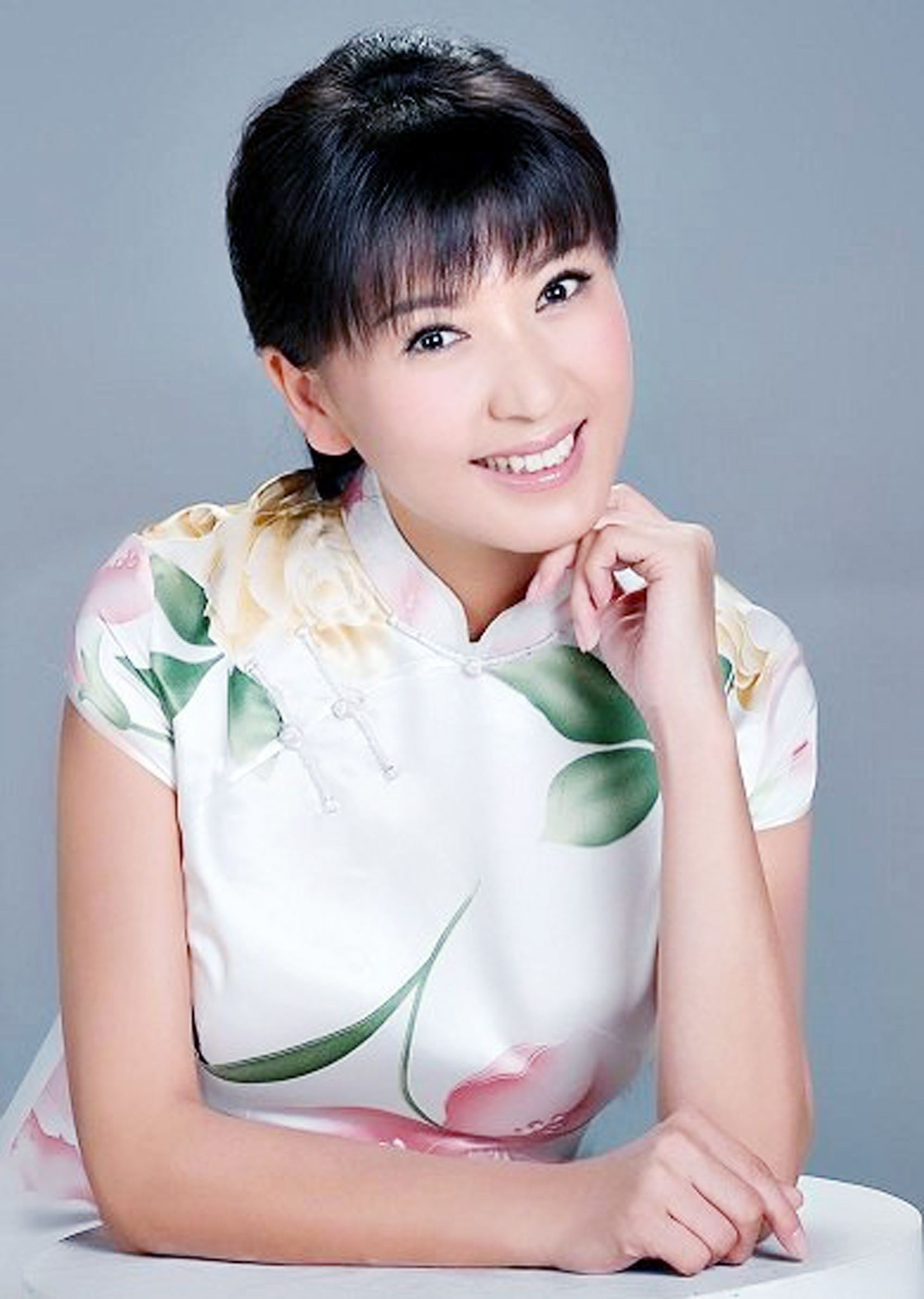 刘老根山杏扮演者(演员闫学晶:45岁生小女儿,演艺圈