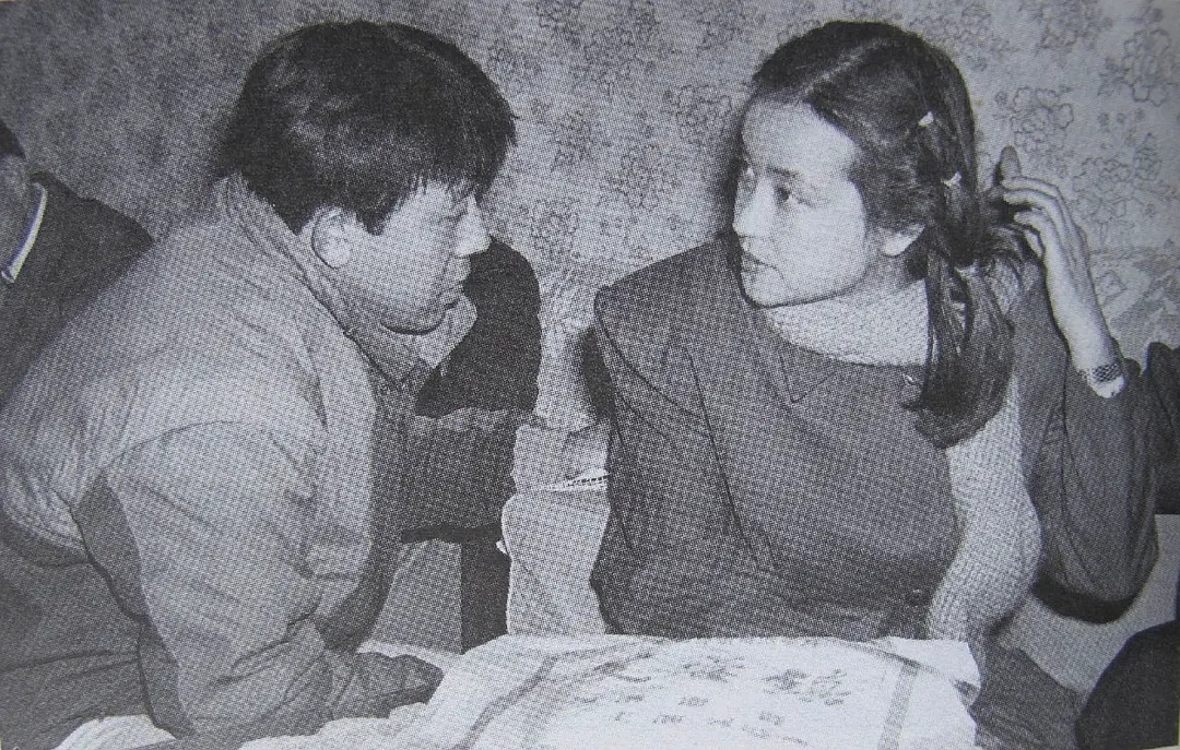 刘晓庆：四段婚姻没孩子，把外甥当儿子养了半生，晚年靠他支撑