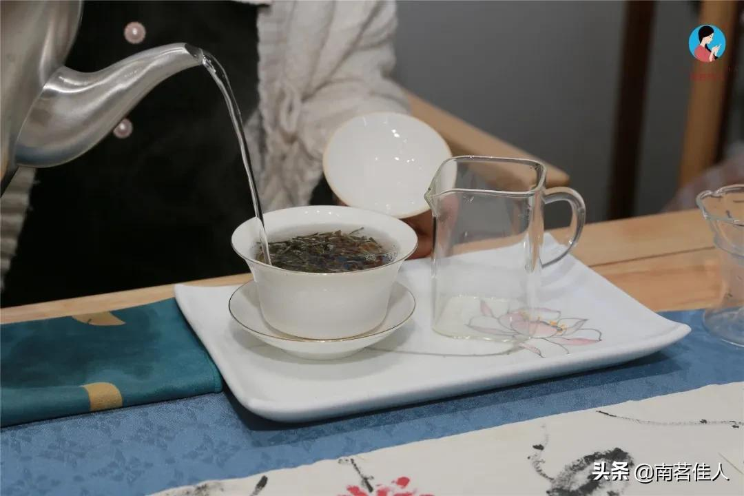 你仍然觉得普洱茶的价格高吗？