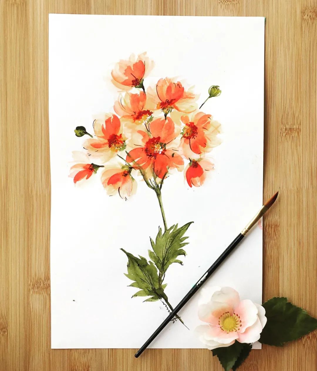 她仅用一支笔,就能轻松驾驭唯美绚丽的水彩花卉!超简单的方法