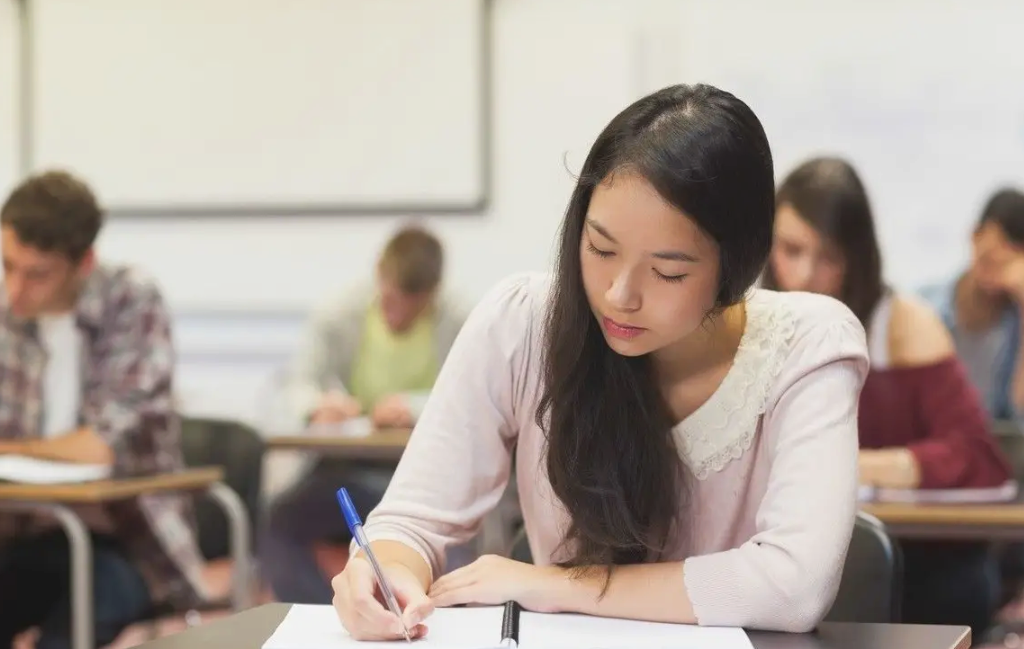 一所“心里苦”的211大学，毕业即可包分配，为何学生却不愿去？