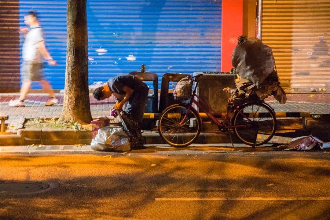 人生的下半场，要学会“放弃”一些东西，丢得越多越幸福