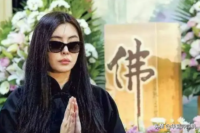 看到王祖贤如今的样子，齐秦心里会痛吗？