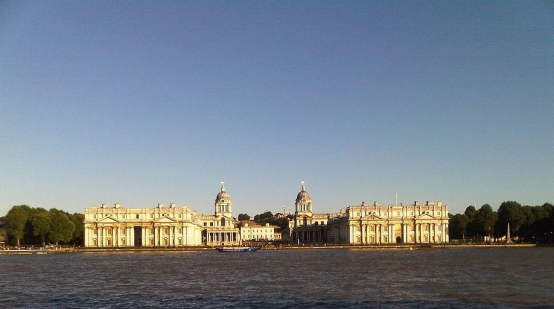 无需高考的新加坡本科直通车——格林威治大学