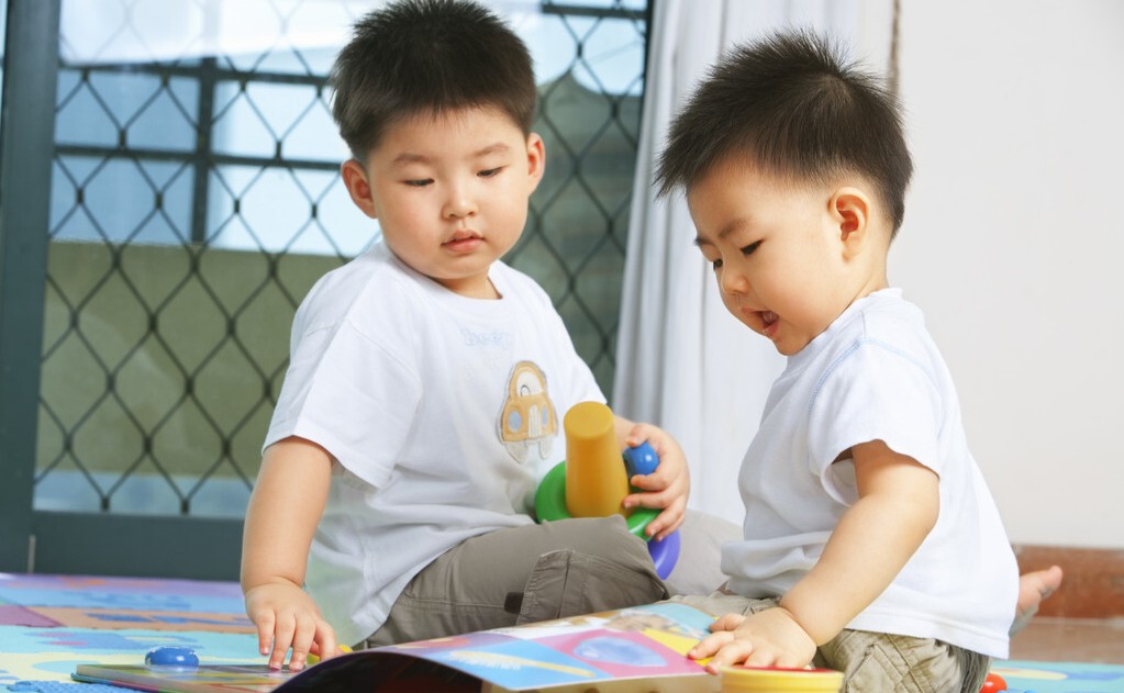 独生和二胎家庭的差距多大，孩子上小学就知道了，很现实