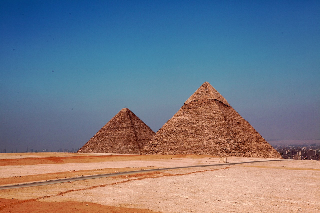 昭赛尔金字塔图片