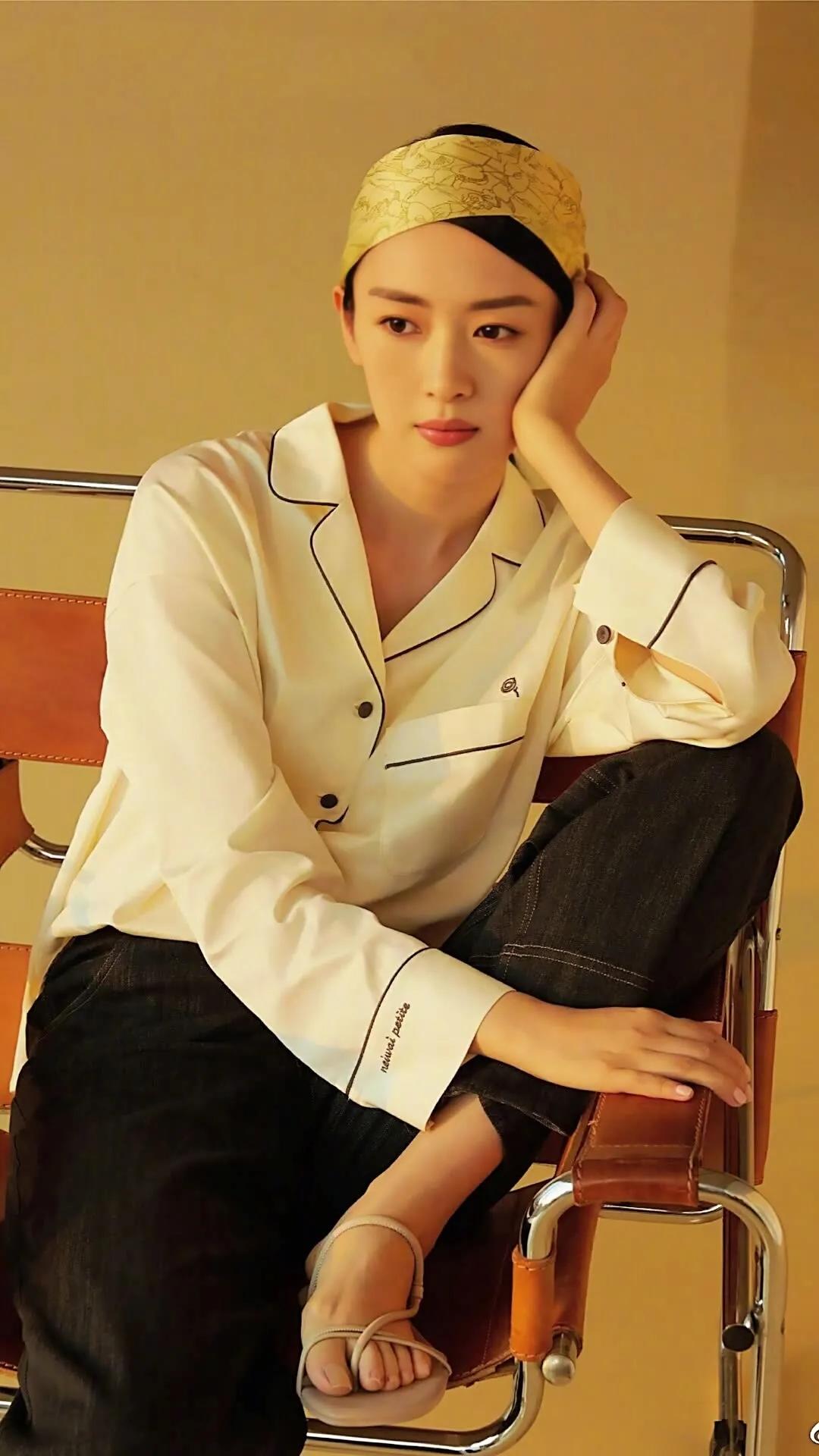 央视节目主持人张蕾1