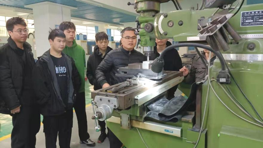 2022萌新必备攻略 | 带你畅游广州华立科技职业学院云浮校区