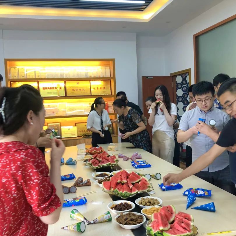 卡德智能與你清涼一夏，夏日福利來(lái)啦