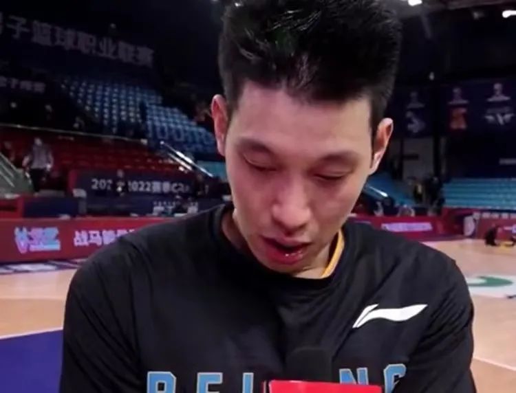 nba为什么没腰伤(林书豪哭了！他为何穿着得0分的球鞋？本人发社交媒体回应)