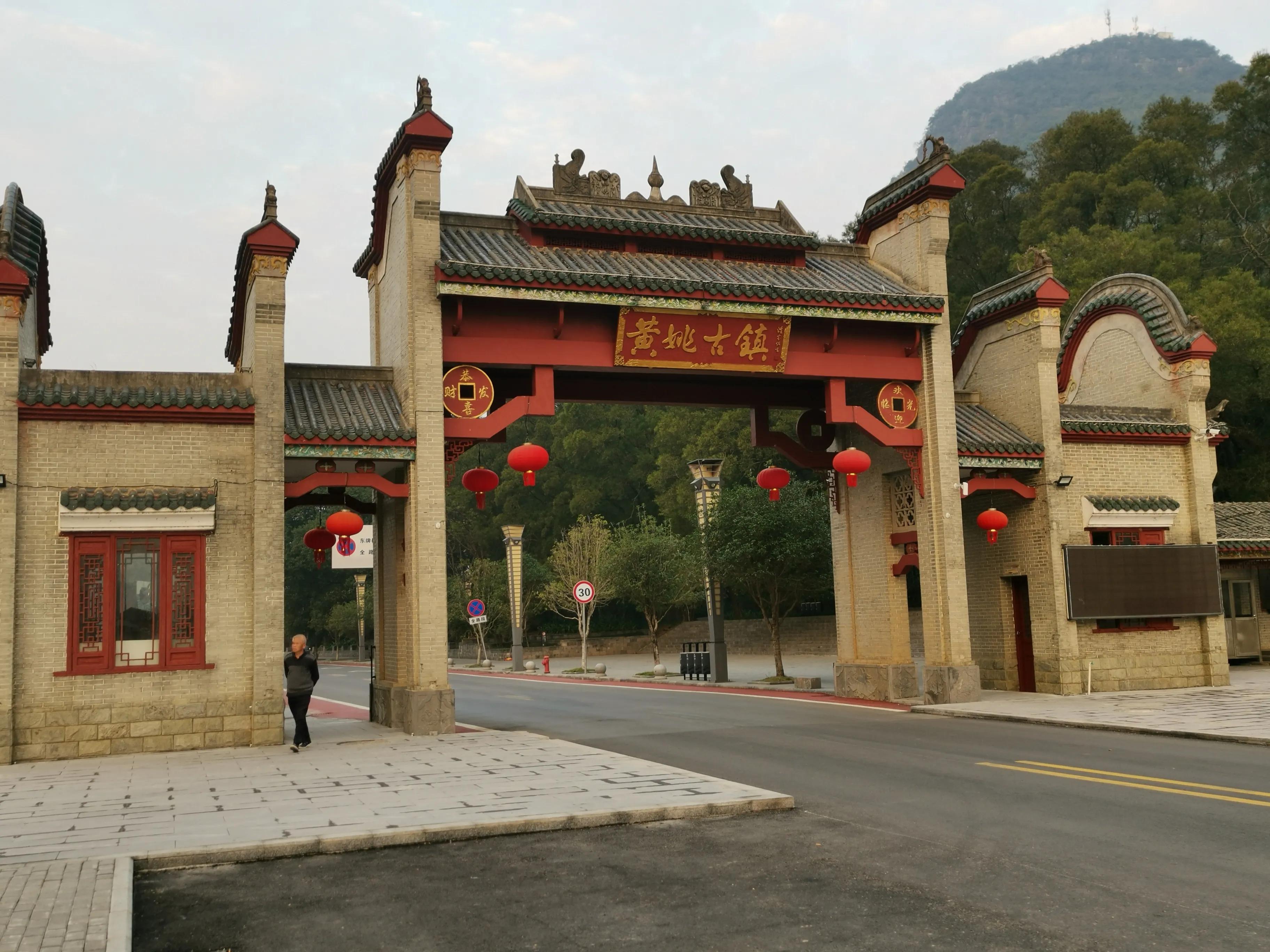 再拾年有怎样的故事200字 _飞翔号