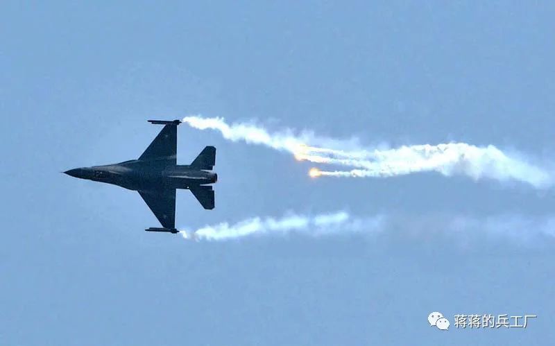 巴基斯坦2022国庆阅兵参与装备全解析，中国造先进武器成为主力