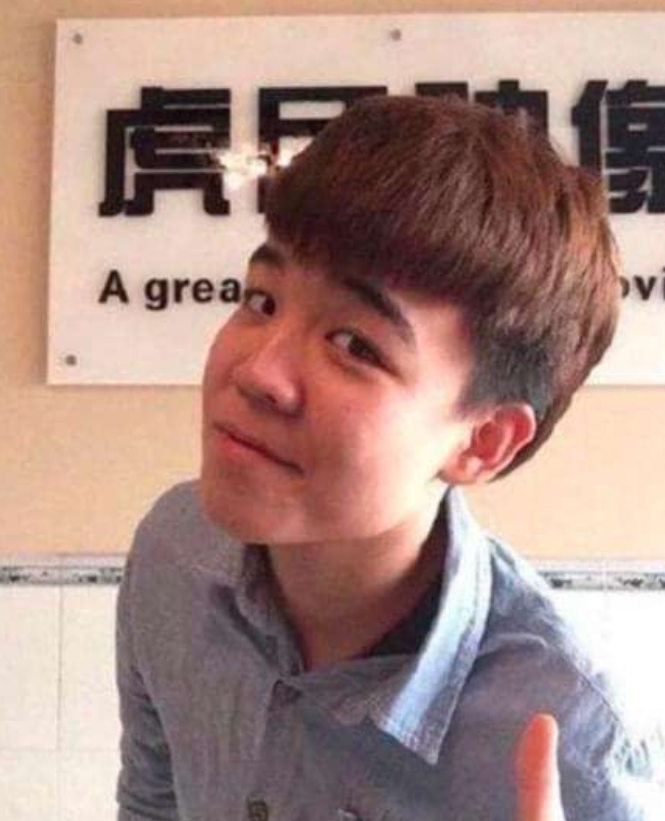 吴宗宏(被网暴的吴宗宏:凭实力考出大山,为爸爸治病,大学3年赚了20万)