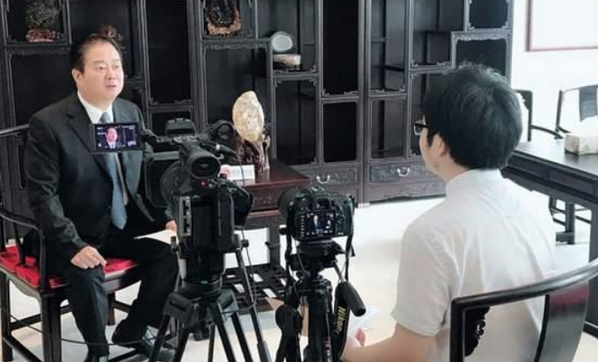 林龙安：为赚钱给弟弟治病，29岁去创业，如今身价百亿捐款达2亿