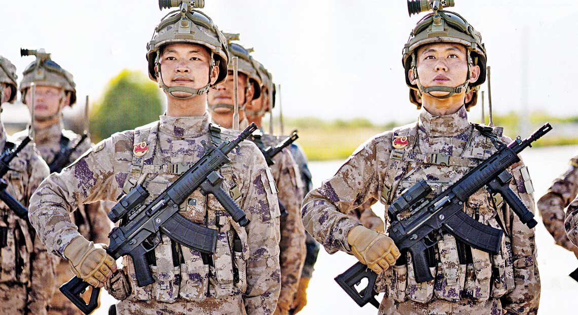 ������95ʽ��ǹ��̥��03ʽ��ǹ�����߷����Σ���191ʽ��ǹȡ��