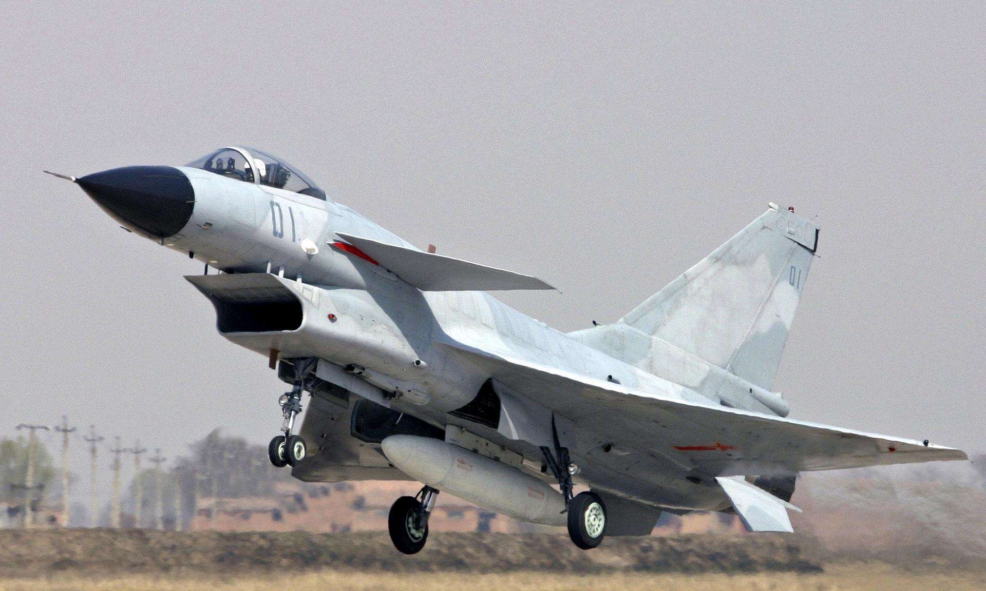 ��ר�ң���10�����������ʣ�����PL10��PL12�տյ������ƽ���չ��