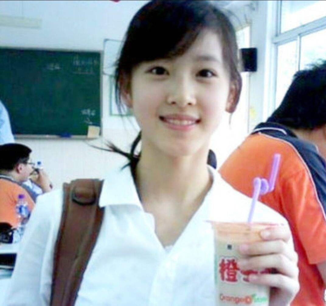 刘强东事件第3年，奶茶妹妹章泽天的机智，让人瞠目结舌