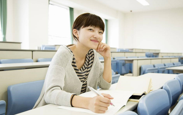 考研复试淘汰率极高的几所高校，普通学生慎选，避免“飞蛾扑火”