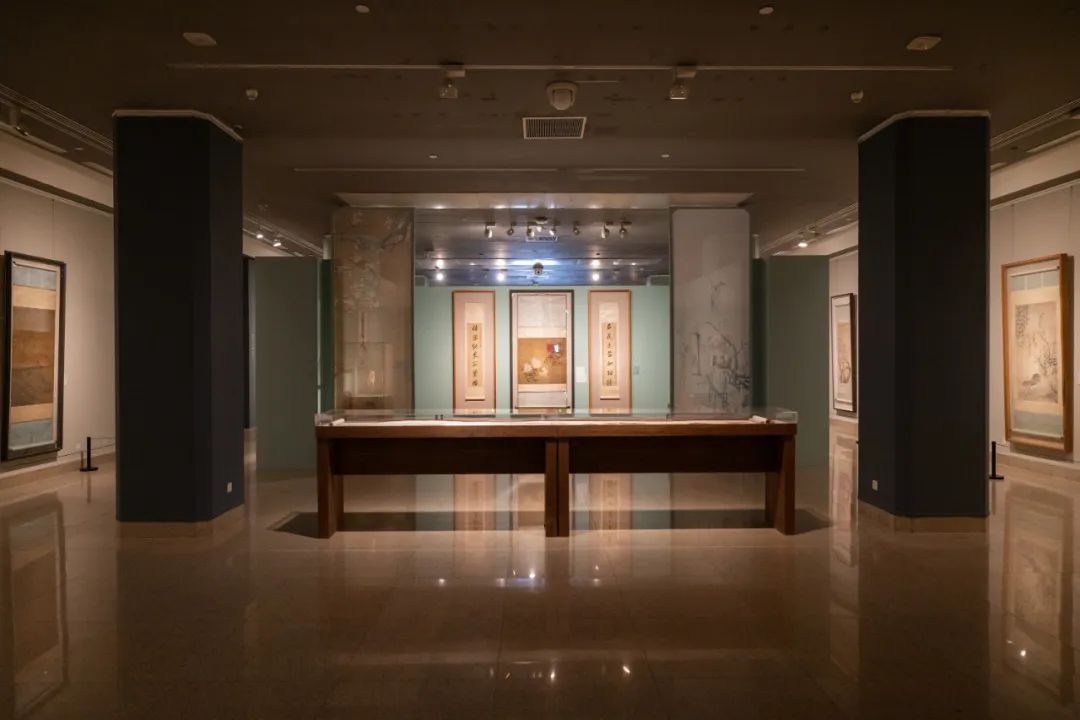 “斯文传古风——邓拓捐赠古代绘画精品展”开展