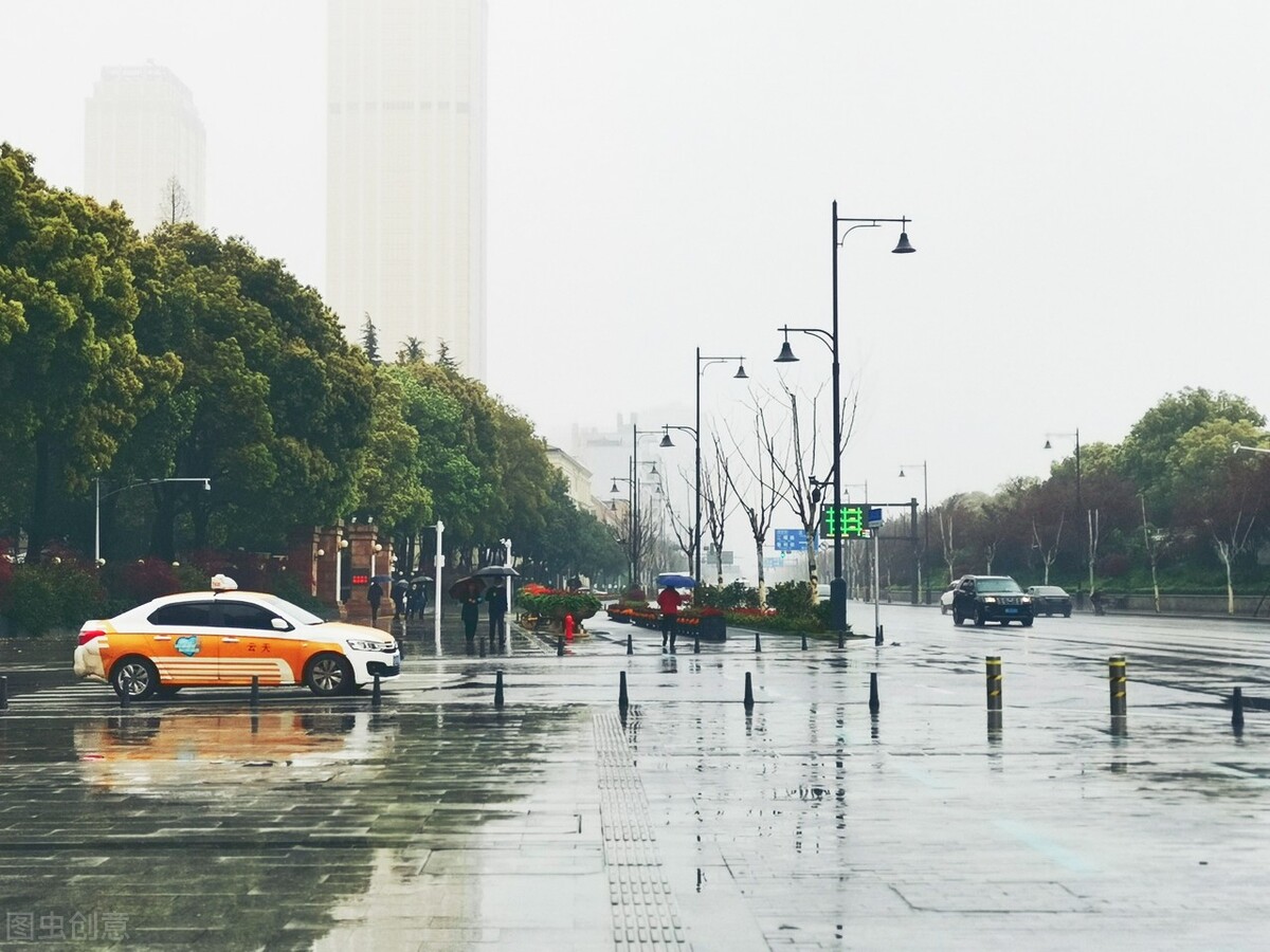 下雨天的心情朋友圈文案