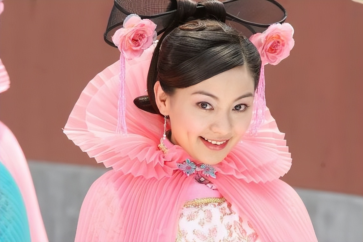 红得快、凉得也快，这五位“风光不再”的女星真是太可惜了