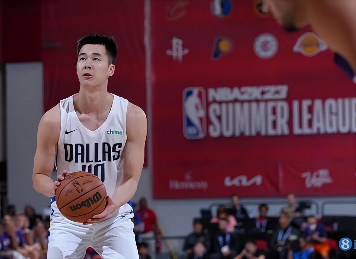 中国入nba的人员有哪些(罕见一幕！中国4大新星齐聚NBA夏联，张镇麟真狠辣，郭昊文逆袭)