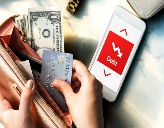 “套现”被明令禁止，多家银行行动，“以卡养卡”不好过了