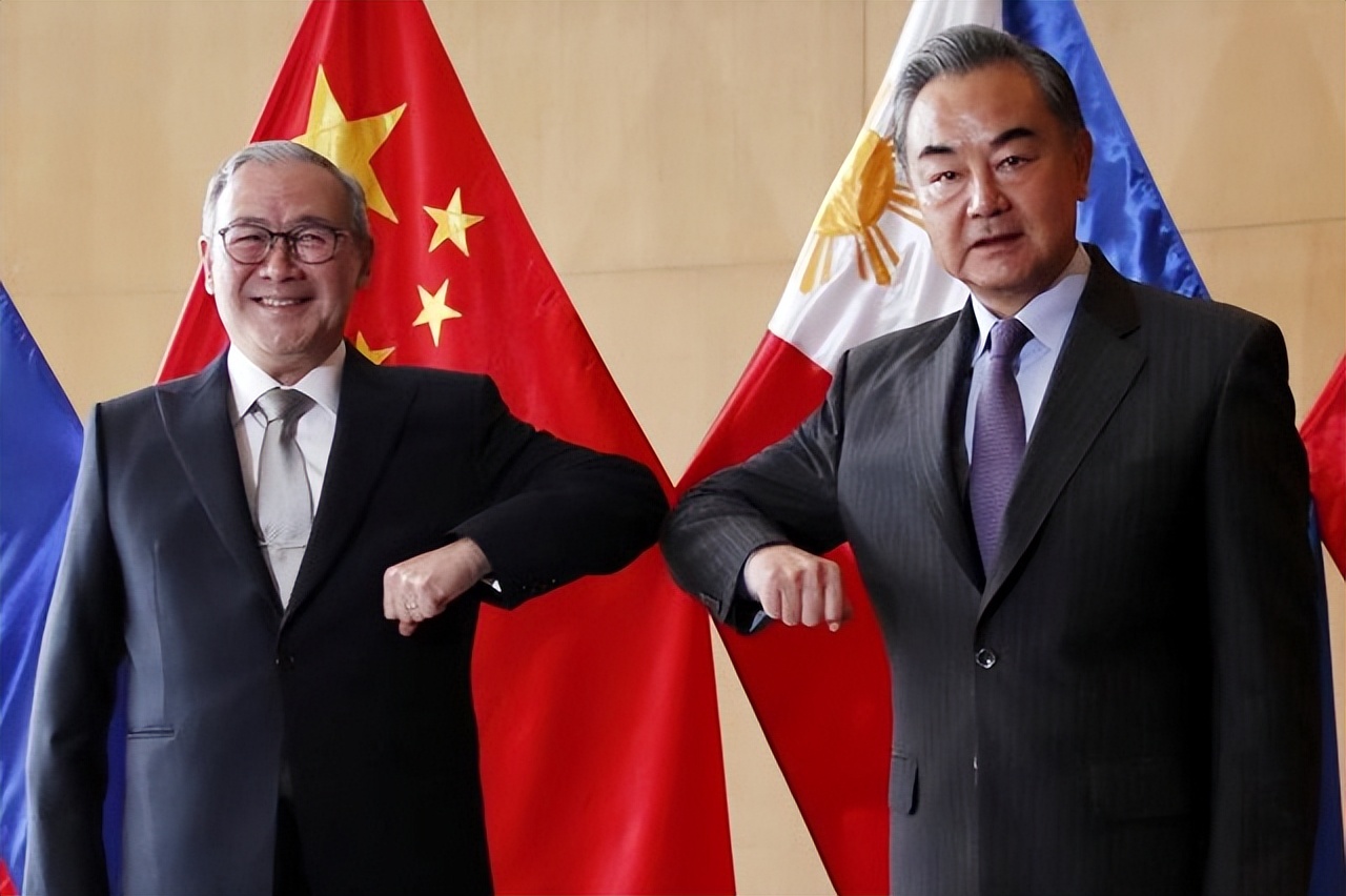 �������ں�ĸ�Ĵ������֮�ڣ��й����˺�ĸ���Ϻ������̬�ȱ仯