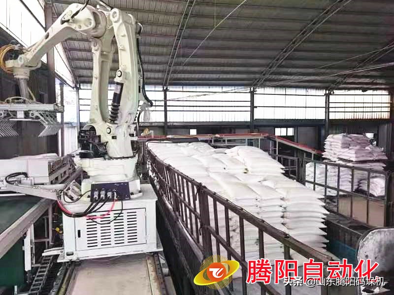 自动化面粉装车机器人降低劳动强度，提高生产效率