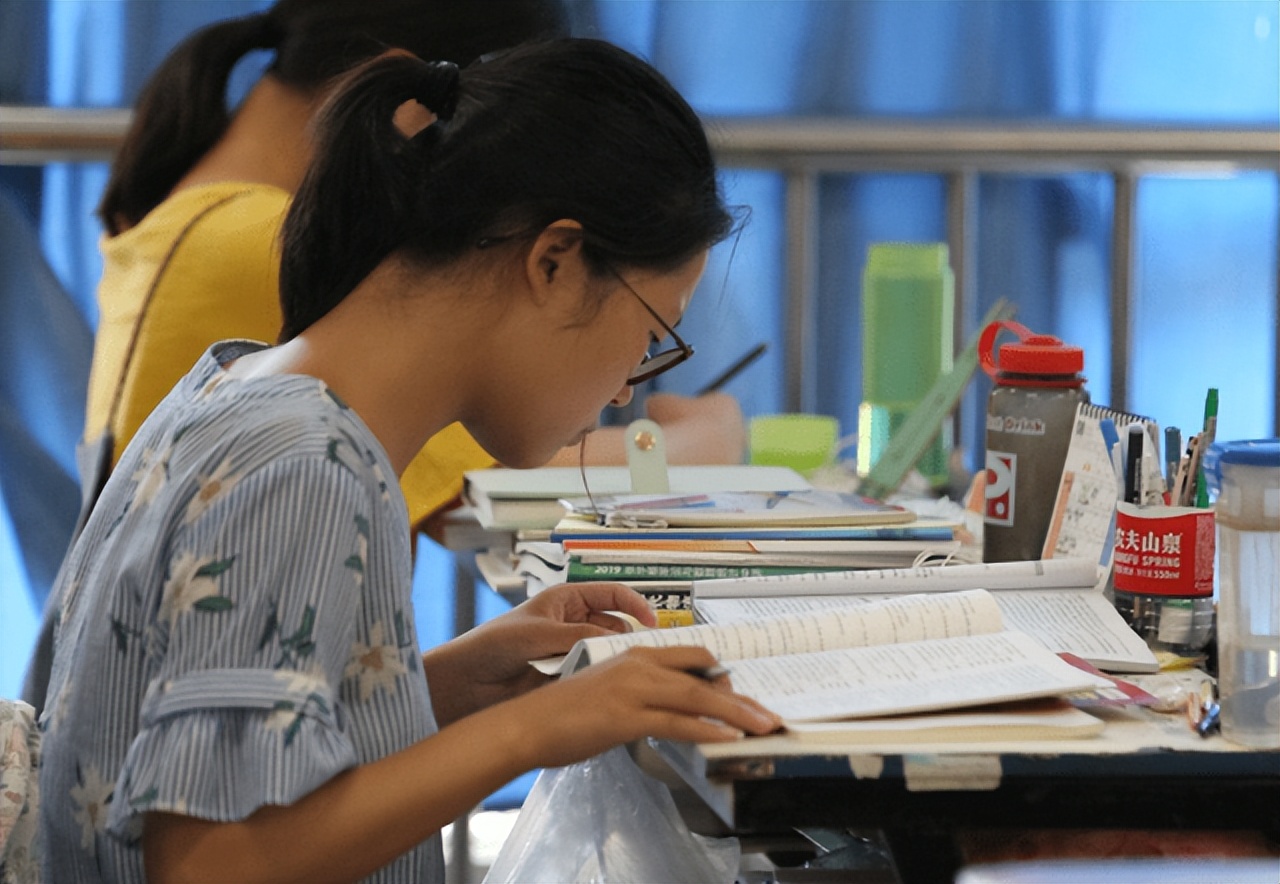 跨专业考研，有哪些优点与缺点？跨专业考研时需要注意哪些问题？