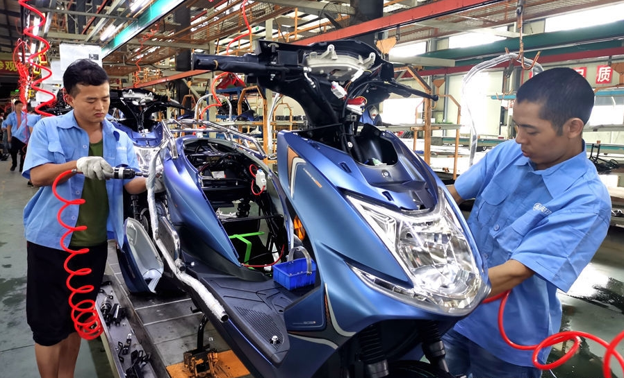 国产电动车十大品牌排行榜：2024年口碑与销量双优品牌推荐