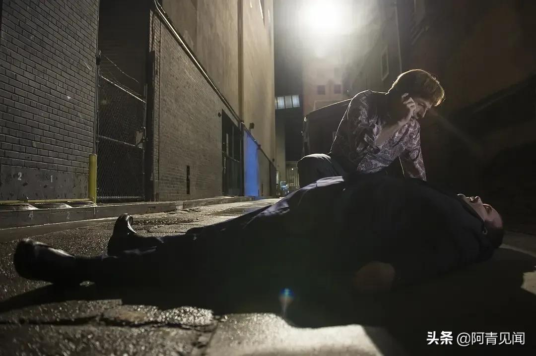 神剧风骚律师，为什么很多人表示，第一季完全看不下去呢？