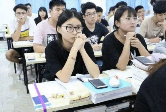 单招和统招差别大，别让你的大学白念，家长同学要早知道