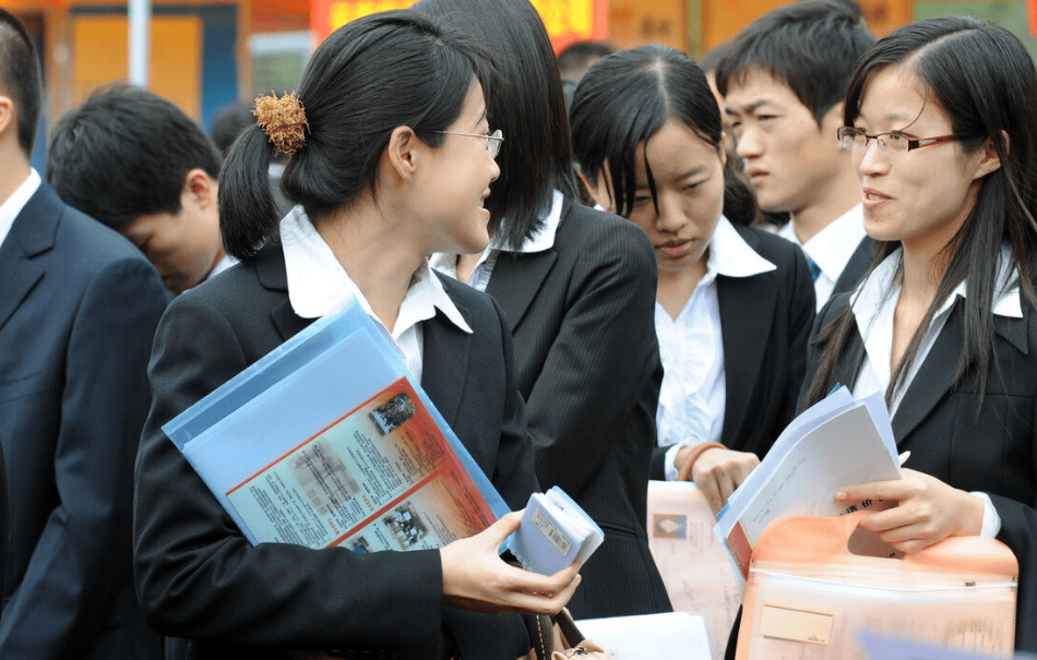 上海人才“储备招聘”出炉，海外水硕不被认可，东北985全军覆没