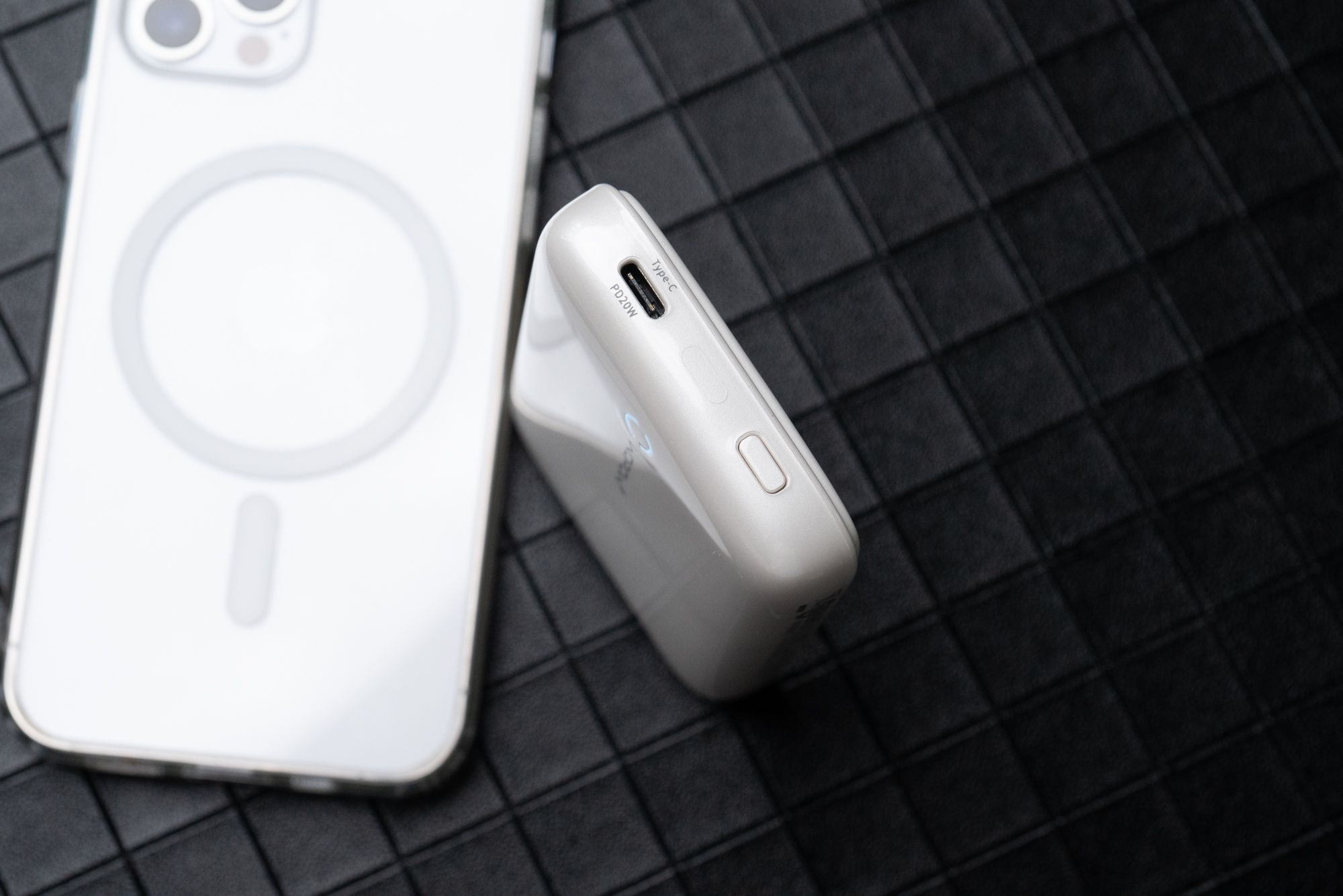 MagSafe！iPhone用户都不能错过的功能！沃品PW29体验