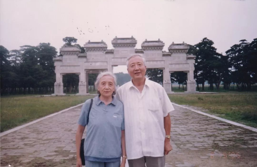 于是之病逝9年了，遗孀李曼宜的选择令人泪目