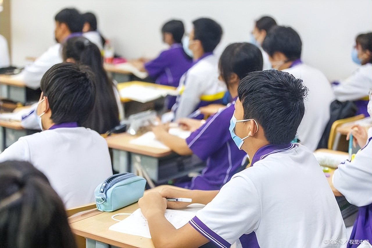 大学生或将迎来“最长暑假”，全国多所高校放假时间已经公布