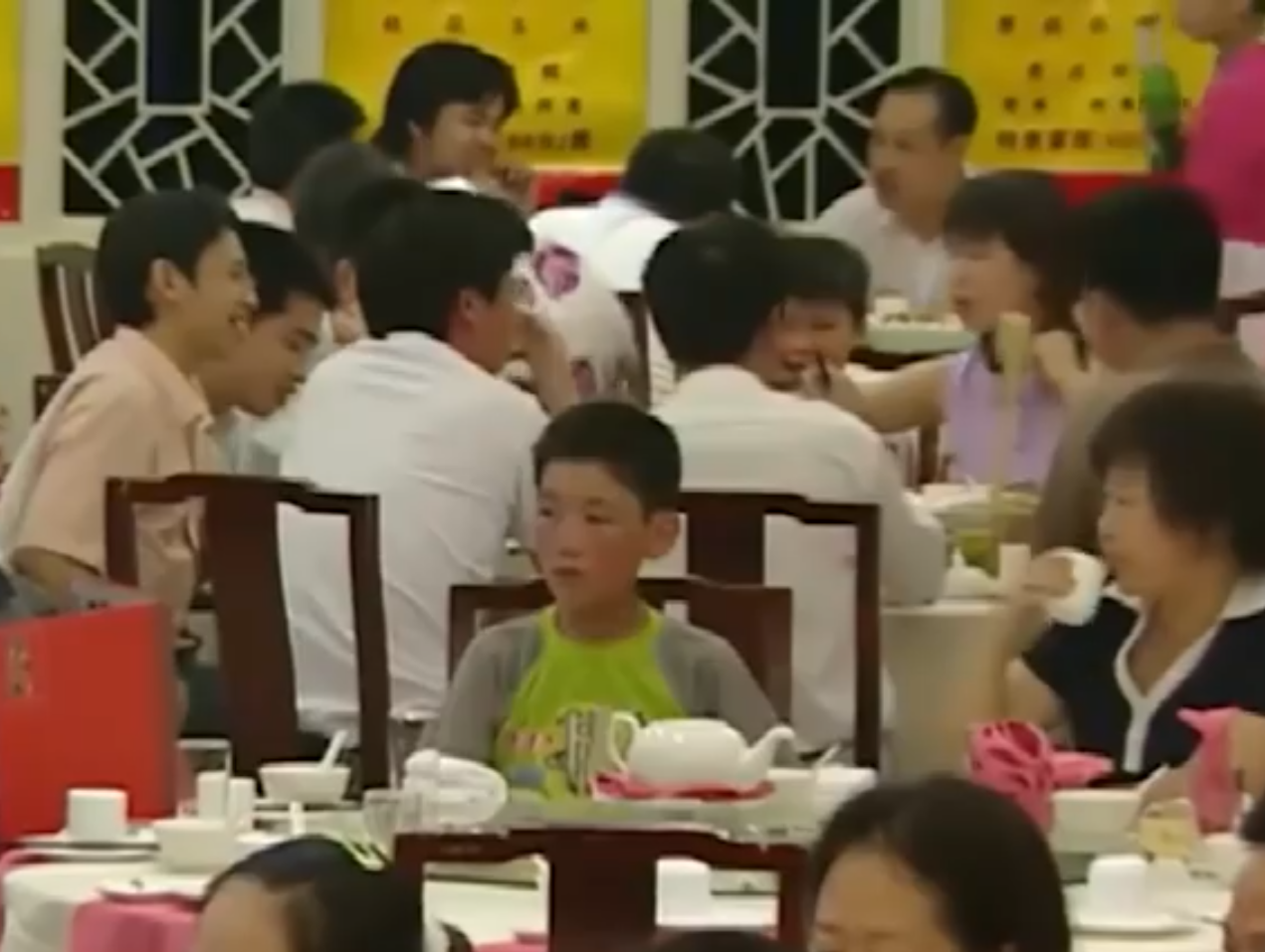 农村娃高占喜：赢了“富人游戏”，理科第一考上国防生走出大山