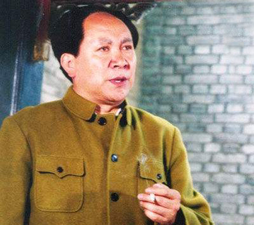 他被定为毛主席的特型演员，可惜只演过一次，就在台湾遇难了