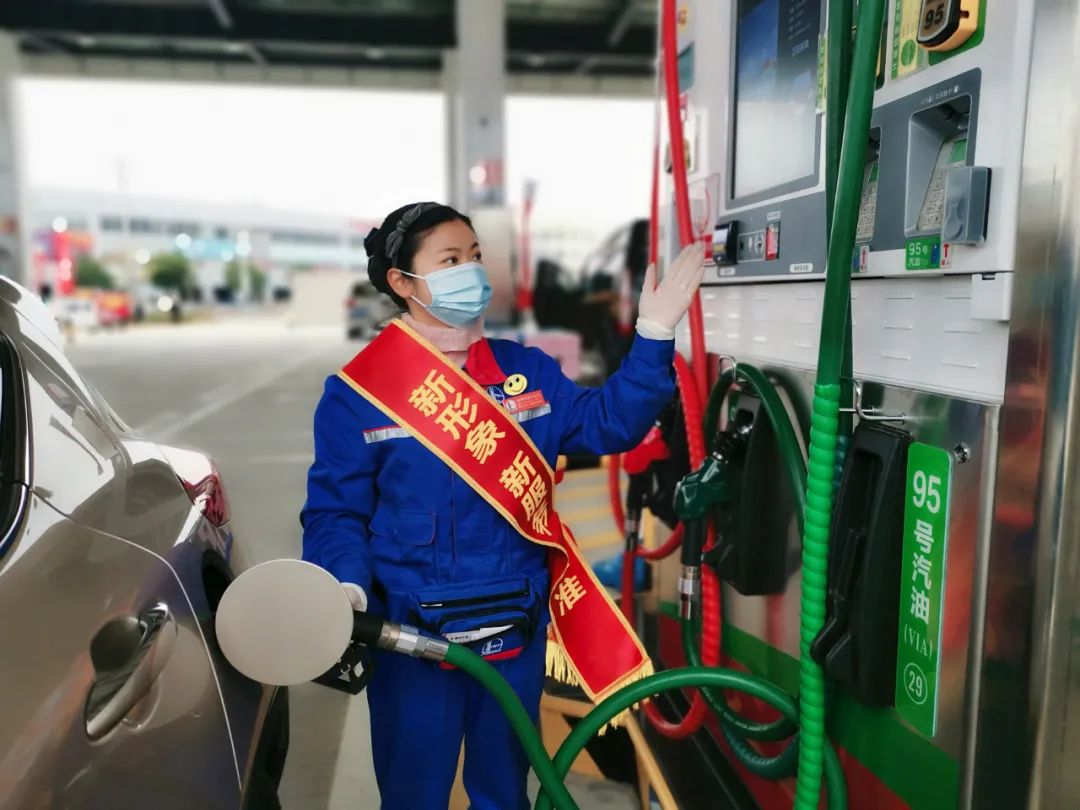 汽车保养一次多少钱？常见项目费用一览