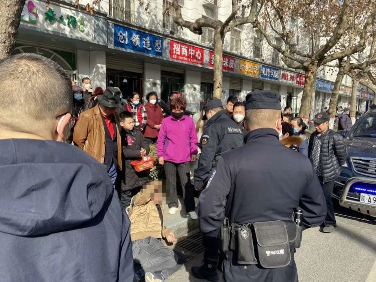 西安公安长安巡特警持续强化巡逻防控 维护辖区平安稳定