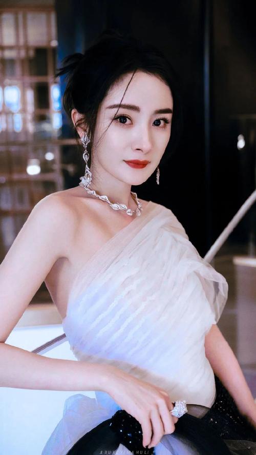 四海八荒第一美女——杨幂