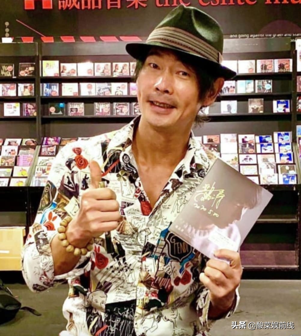 台湾歌手黄品源19岁女儿为了省钱，买了变黑的熟香蕉