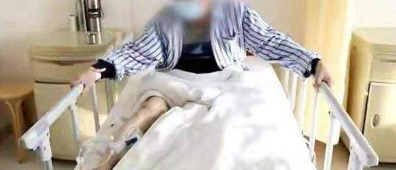 热水泡脚虽舒服，大夫：以下6类人不建议泡脚，泡脚反而会伤身体