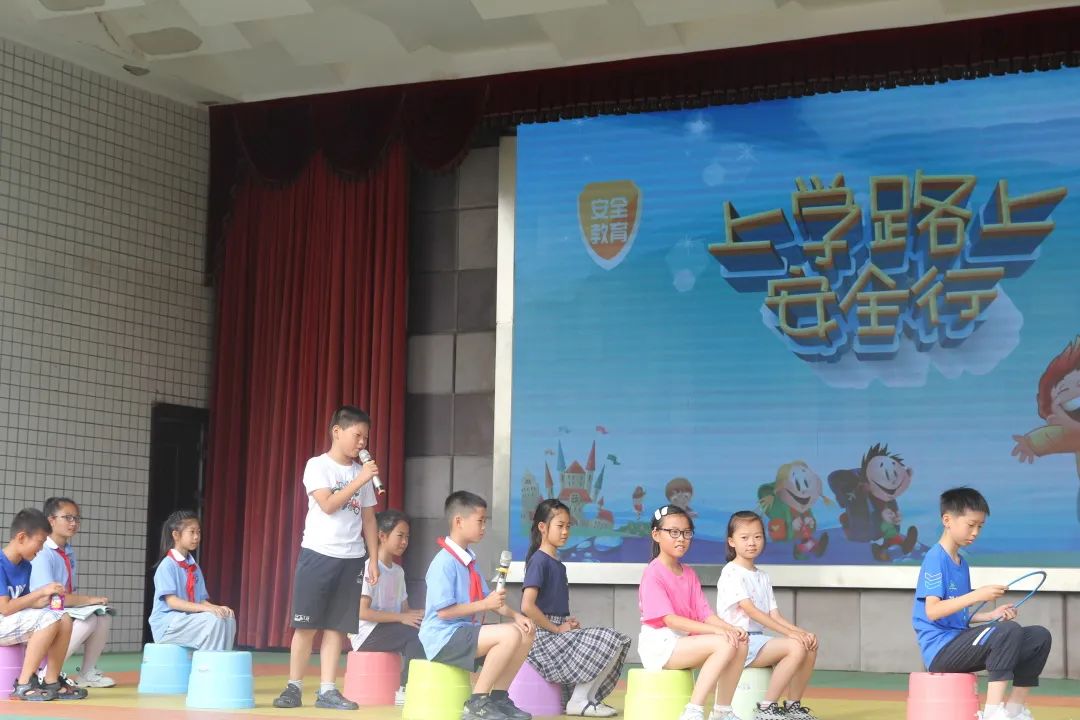 珍爱生命，安全第一｜记四川大学西航港实验小学第17周国旗下讲话