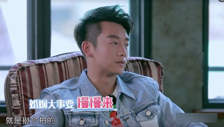 8年后，再看窦骁，不和程晓玥恋爱或许是明智的选择