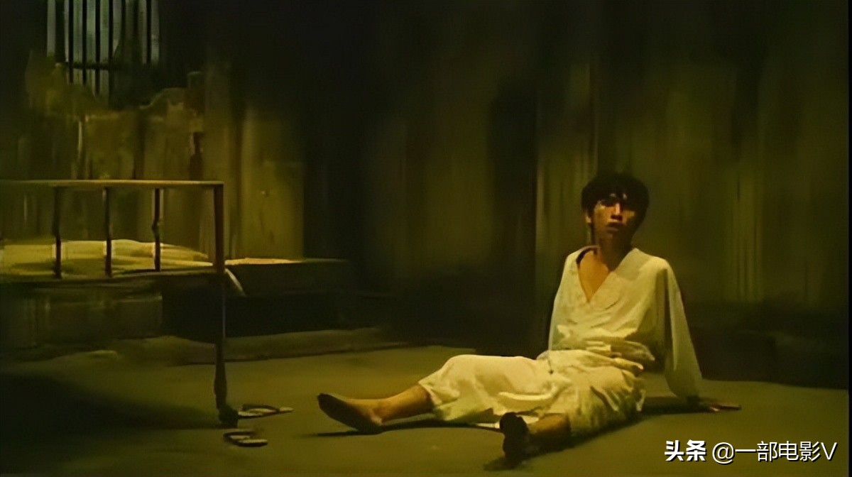 岛国四大推理奇书之首，号称最难懂的电影之一