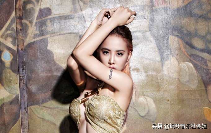 国外音乐平台华语歌手播放榜：325首歌与721首歌，播放量相差12亿