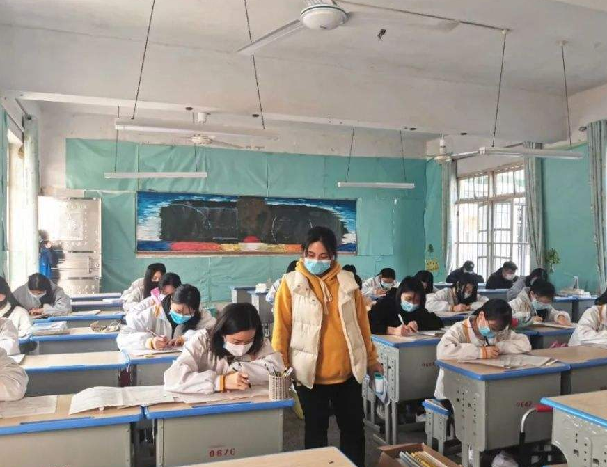 安徽大、中小学生放寒假可能提前？学费上涨？此外还有好消息