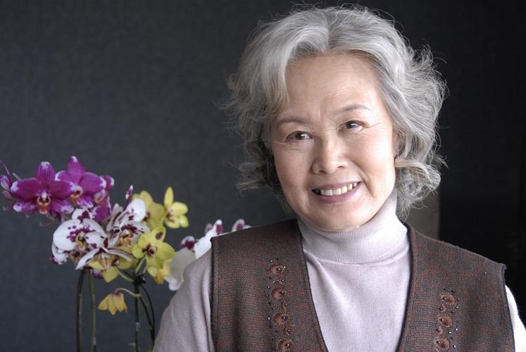 《雪山飞狐》过去32年，胡斐3段婚姻，程灵素离婚，苗人凤消失了